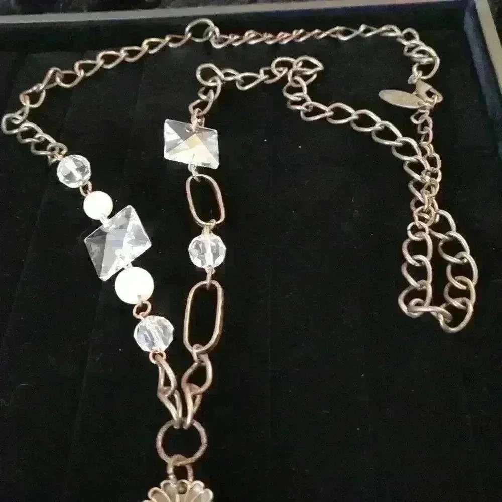 Plunder long crystal and bead necklace - Picture 2 of 3